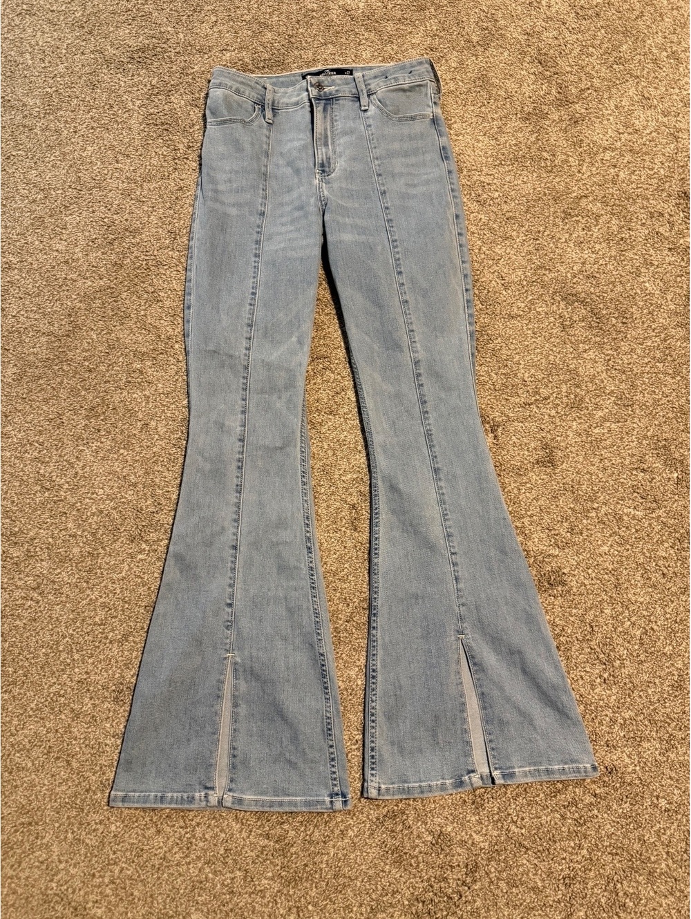 Hollister High-Rise Flare Jeans in Light Blue Denim, Size 5R
